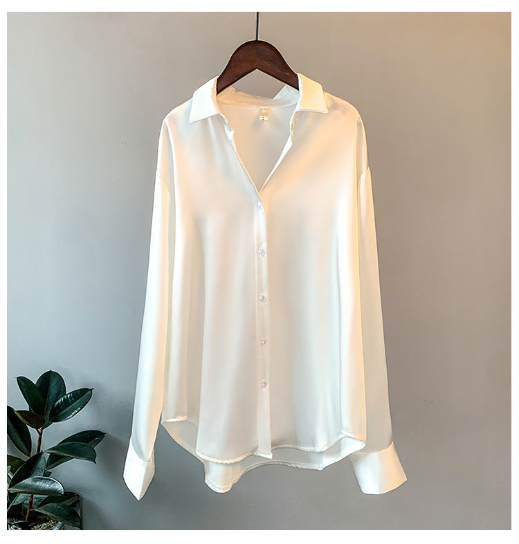 Tess – Satijnen blouse met lange mouwen
